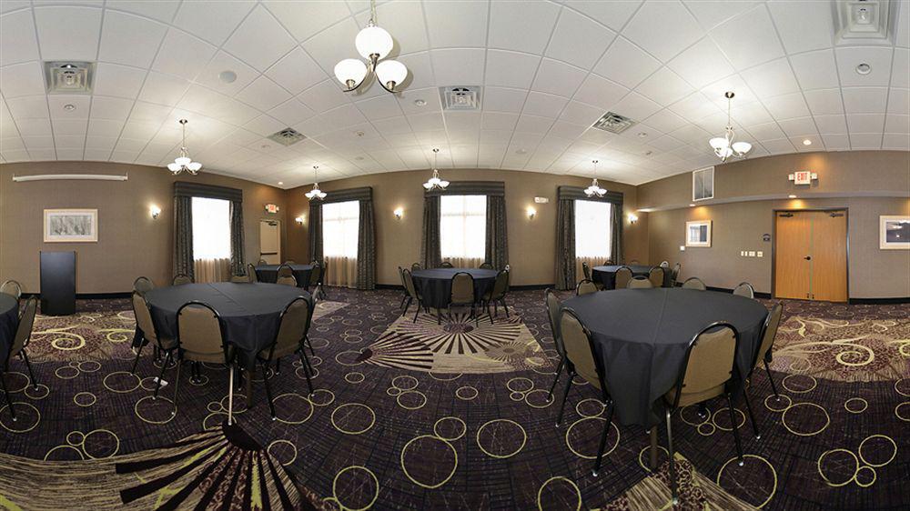 Best Western Plover-Stevens Point Hotel & Conference Center Instalações foto